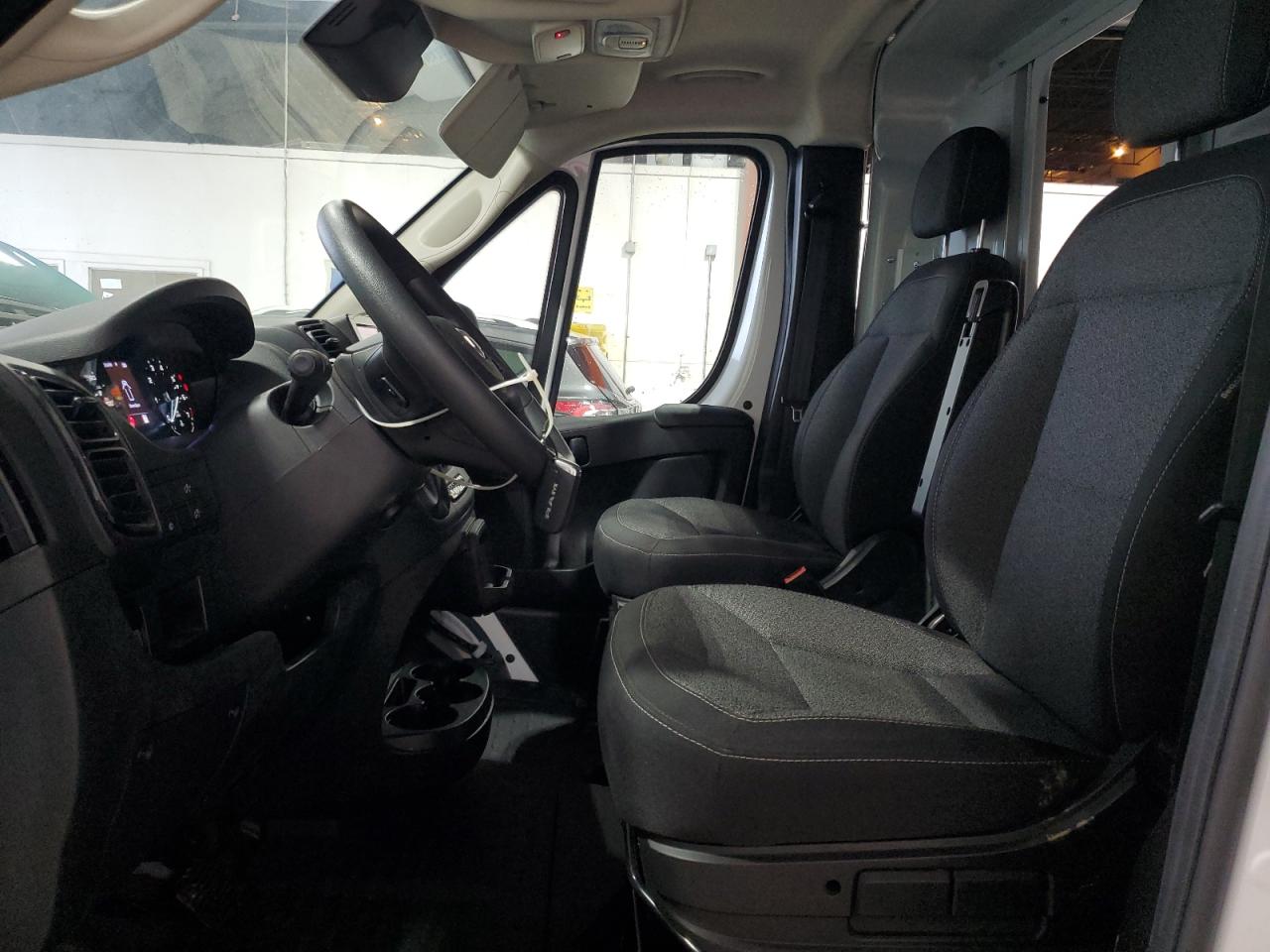 2023 RAM PROMASTER 3500 DELIVERY VAN photo 19