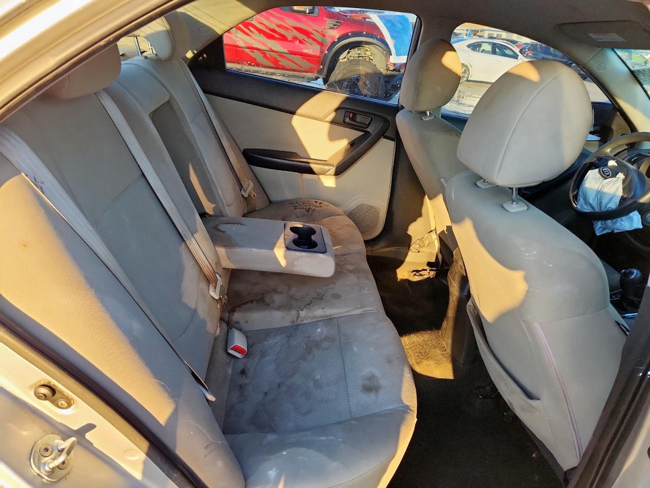 2012 KIA FORTE EX photo 28