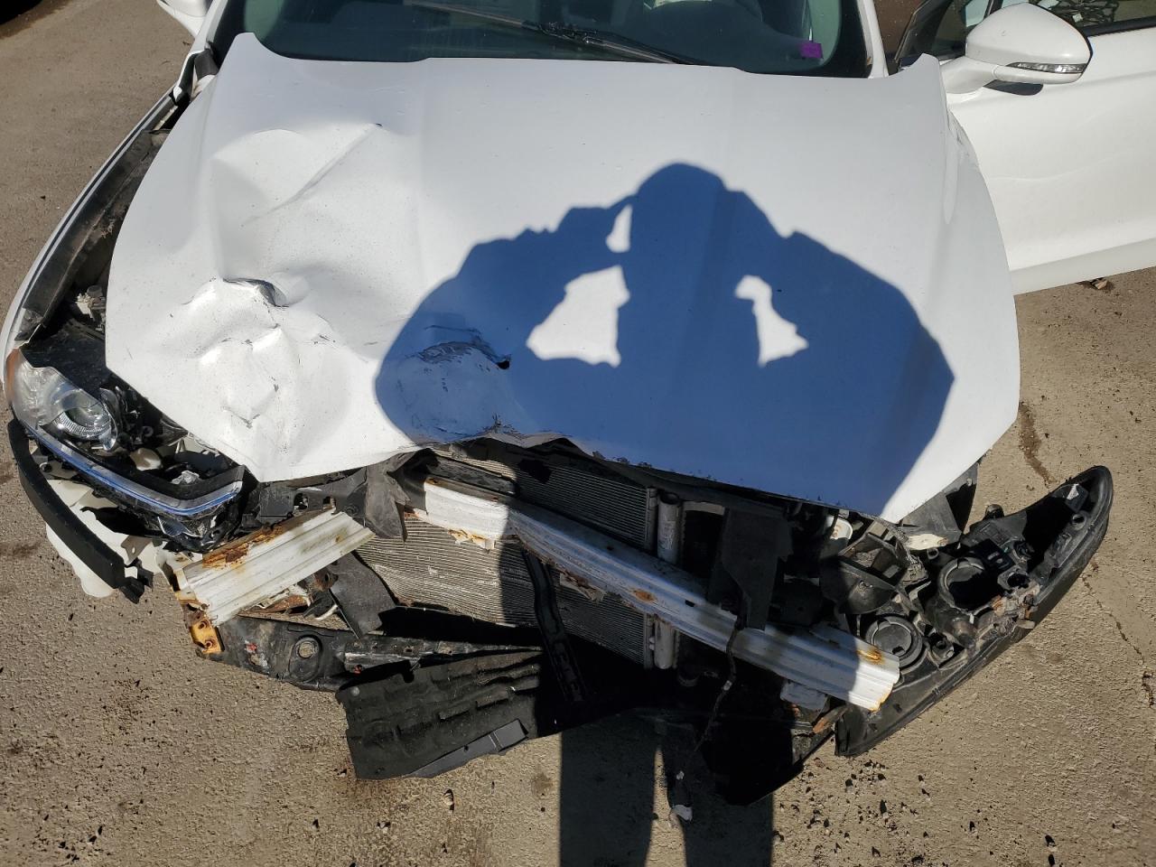 2016 FORD FUSION SE photo 21