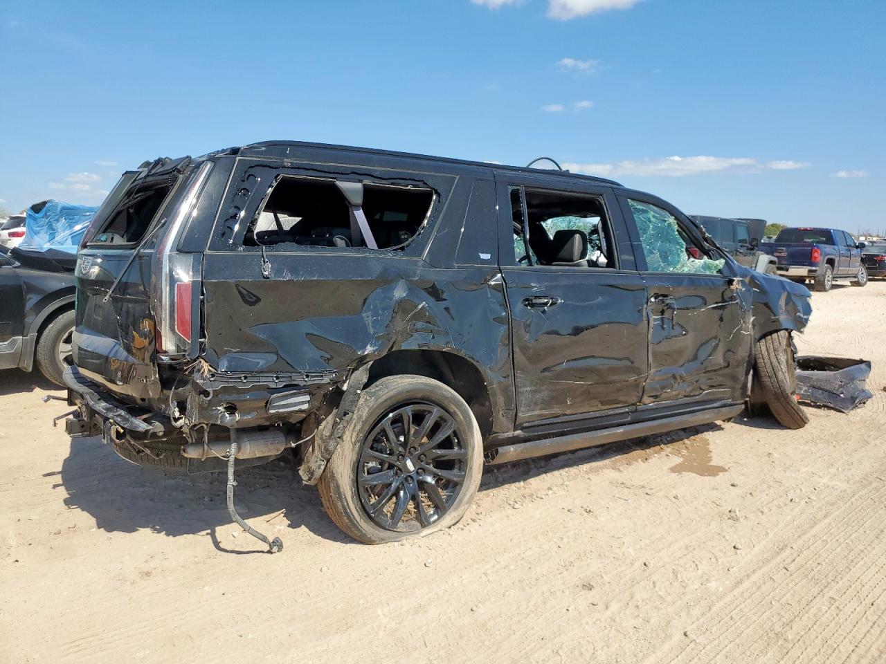 2022 CADILLAC ESCALADE ESV SPORT photo 3