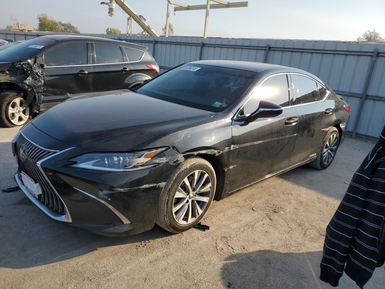 2020 LEXUS ES