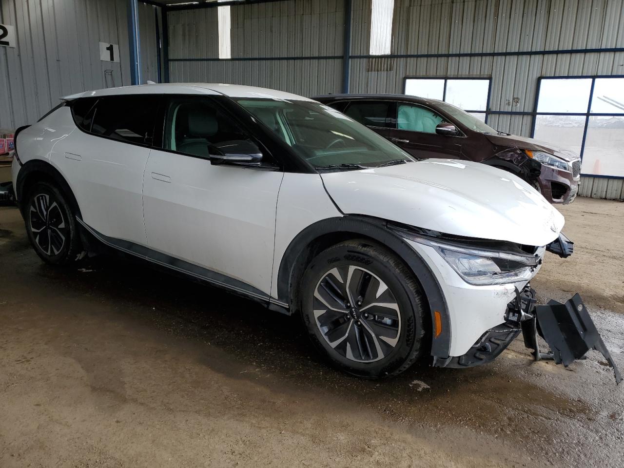 2024 KIA EV6 LIGHT LONG RANGE photo 7