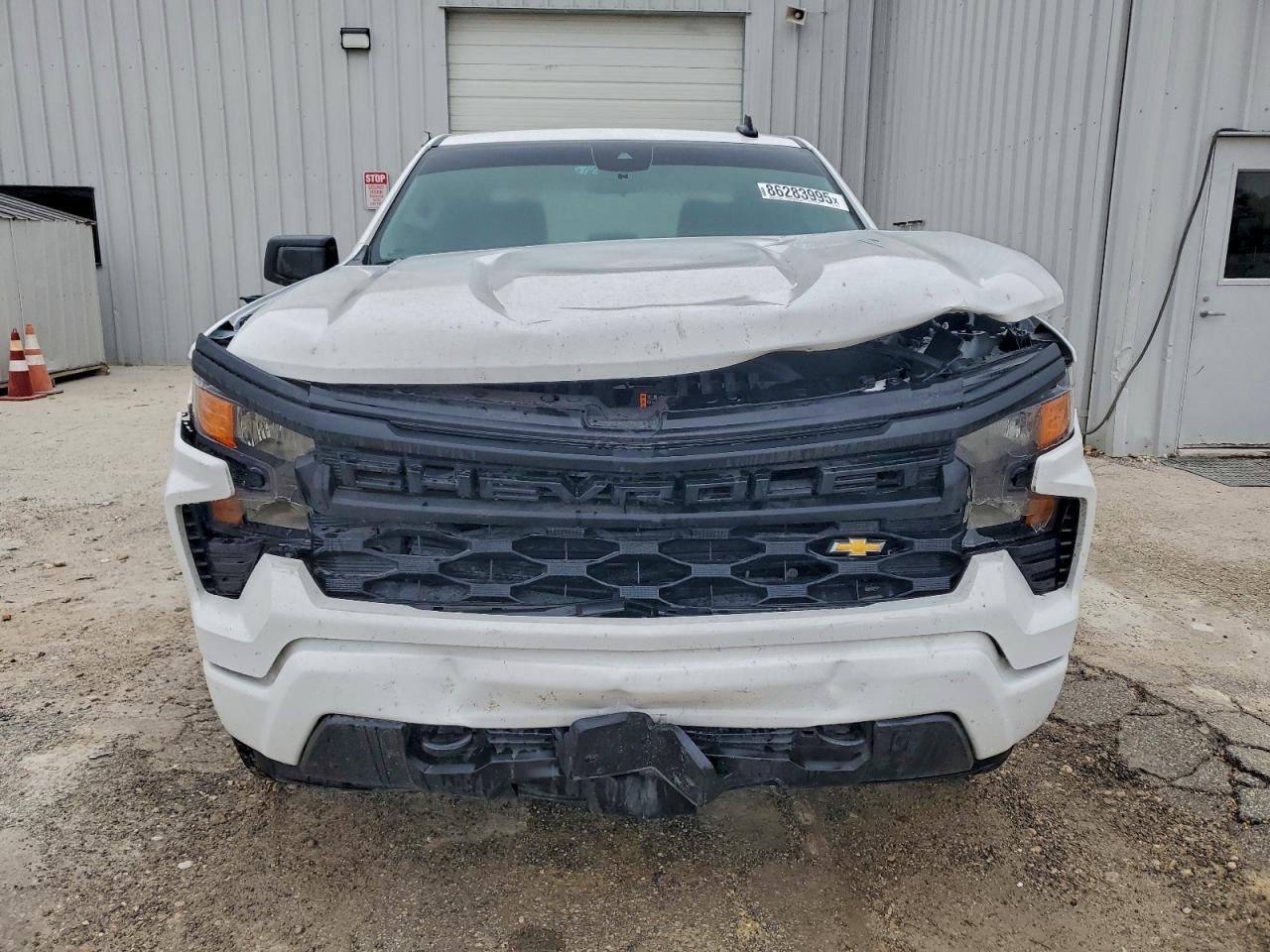 2025 CHEVROLET SILVERADO K1500 CUSTOM photo 5