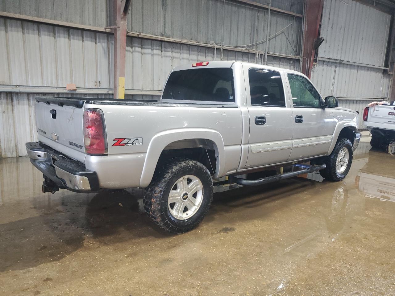 2005 CHEVROLET SILVERADO K1500 photo 13