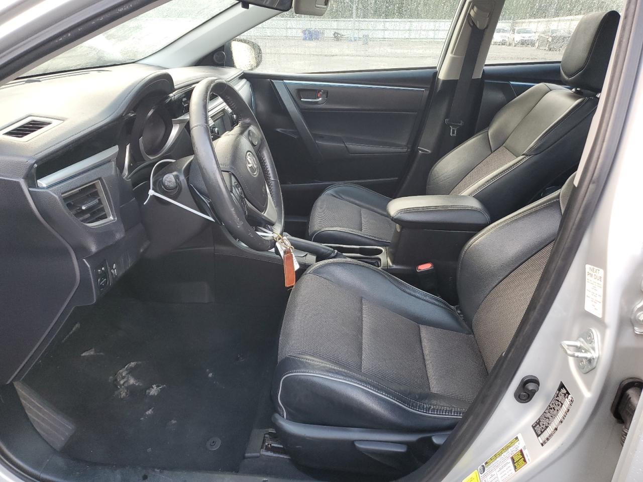 2015 TOYOTA COROLLA S photo 7
