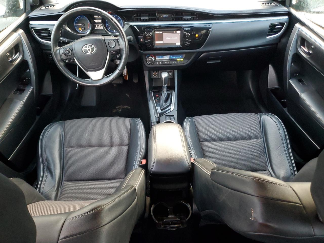 2015 TOYOTA COROLLA S photo 8