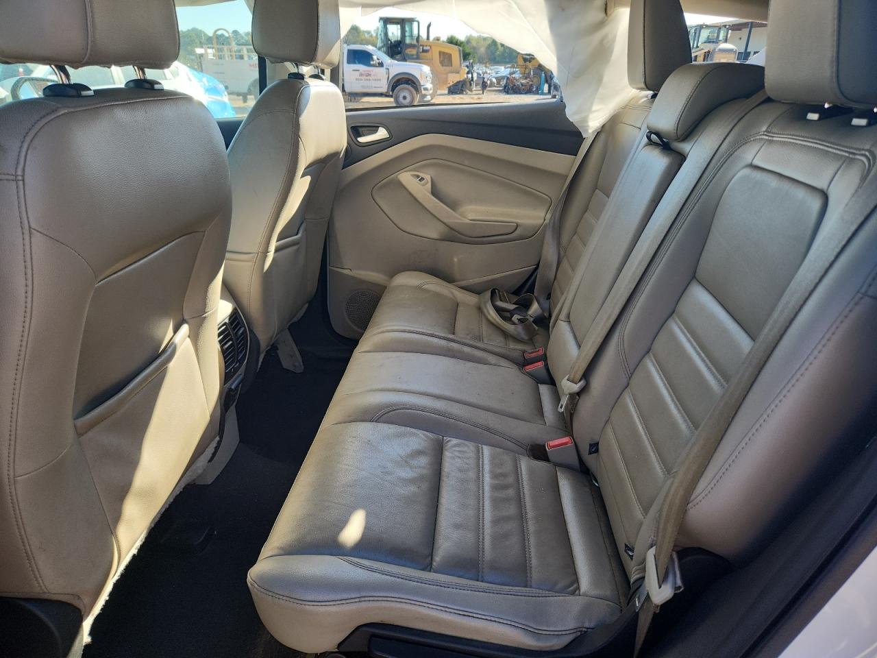 2017 FORD ESCAPE SE photo 31