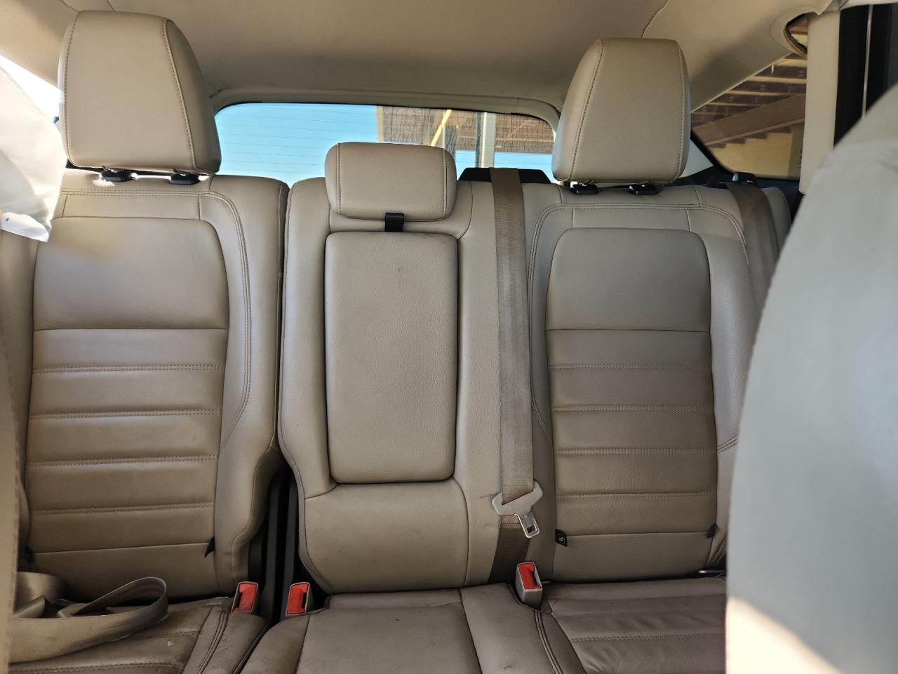 2017 FORD ESCAPE SE photo 28