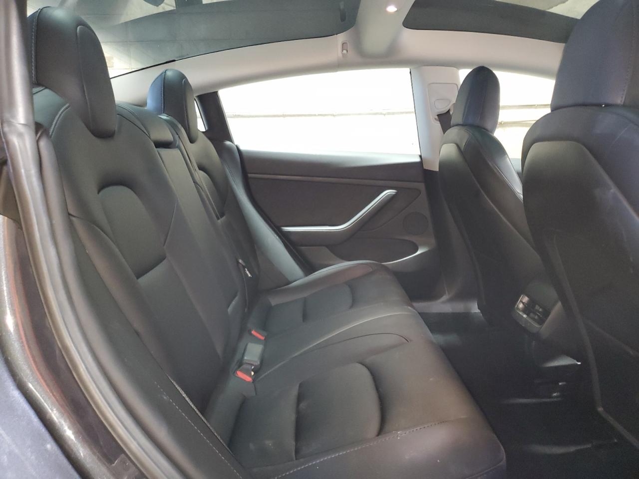2022 TESLA MODEL 3 photo 10