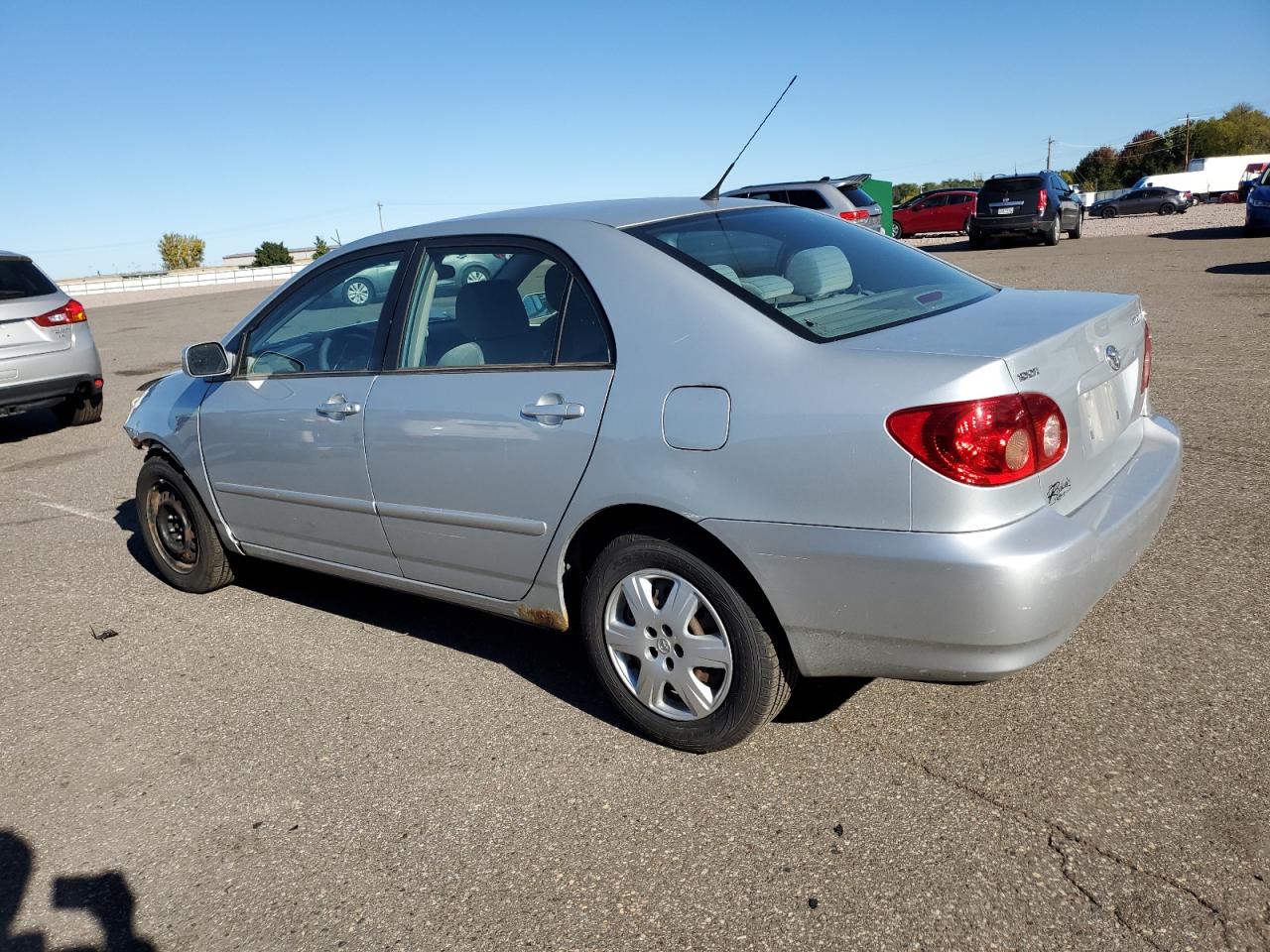 2005 TOYOTA COROLLA CE photo 3