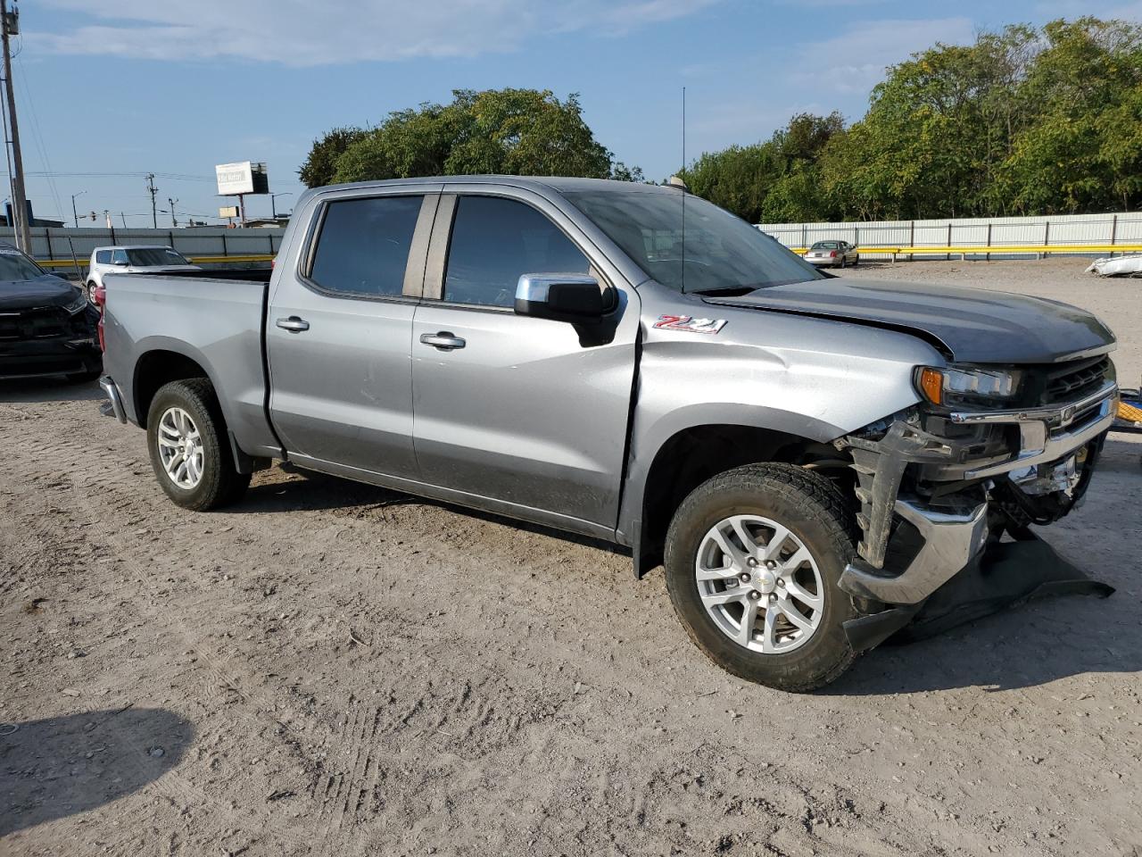 2021 CHEVROLET SILVERADO K1500 LT photo 4