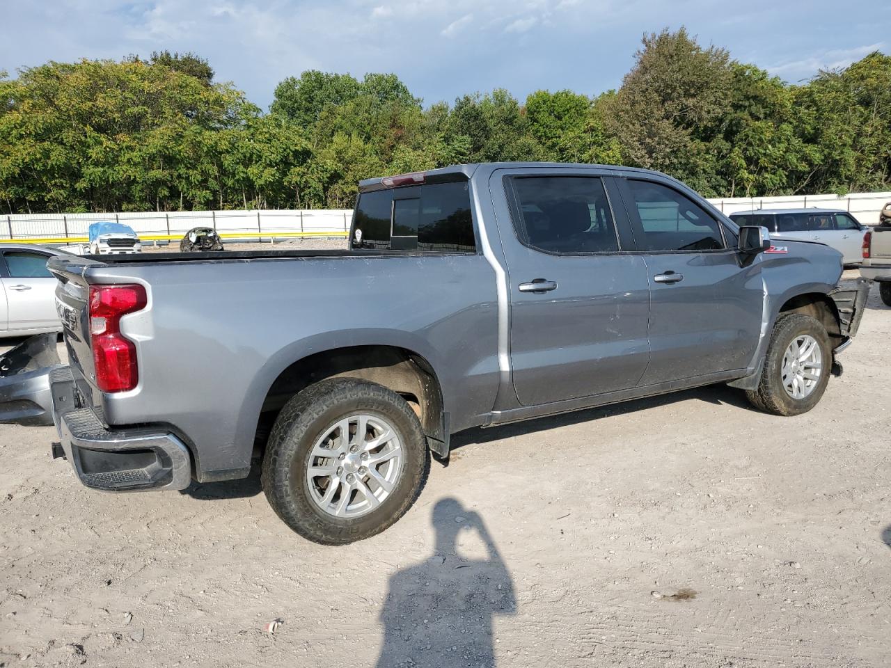 2021 CHEVROLET SILVERADO K1500 LT photo 3