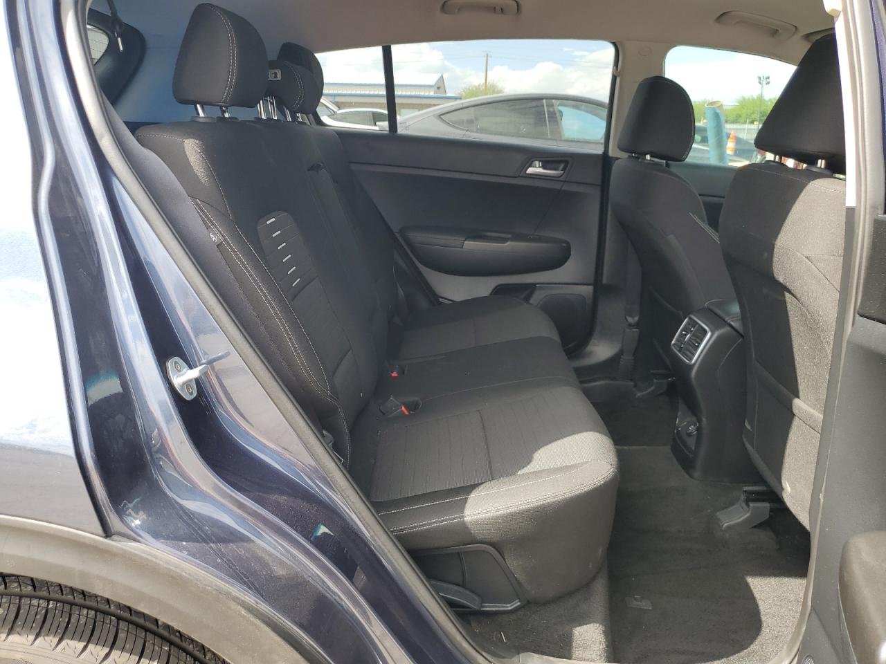 2019 KIA SPORTAGE LX photo 31