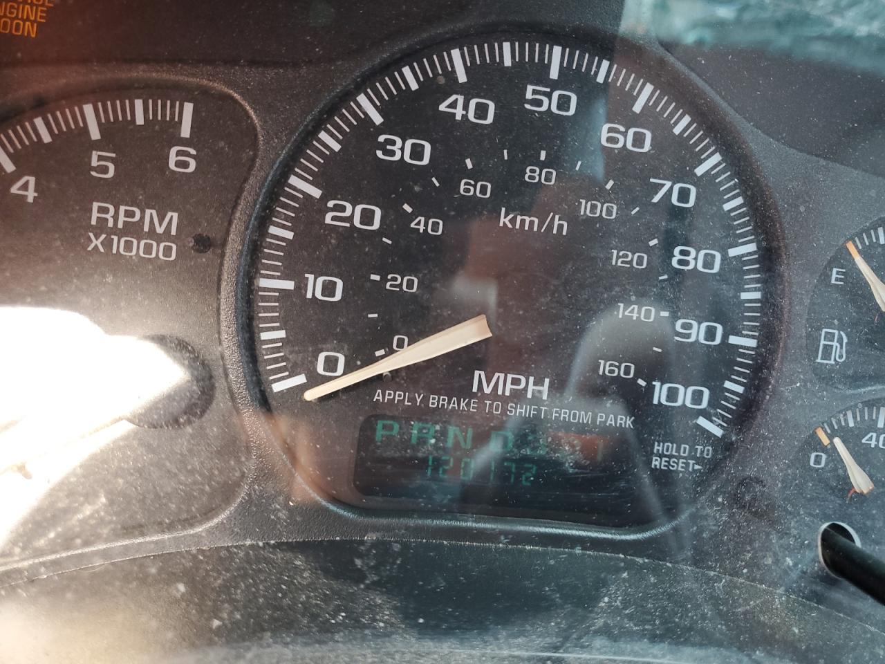 2002 CHEVROLET AVALANCHE C1500 photo 25