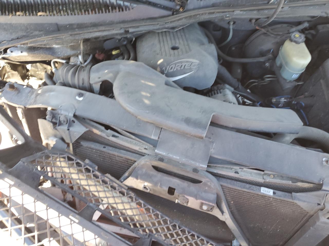 2002 CHEVROLET AVALANCHE C1500 photo 31