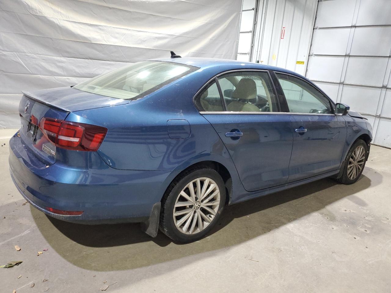 2016 VOLKSWAGEN JETTA SEL photo 3