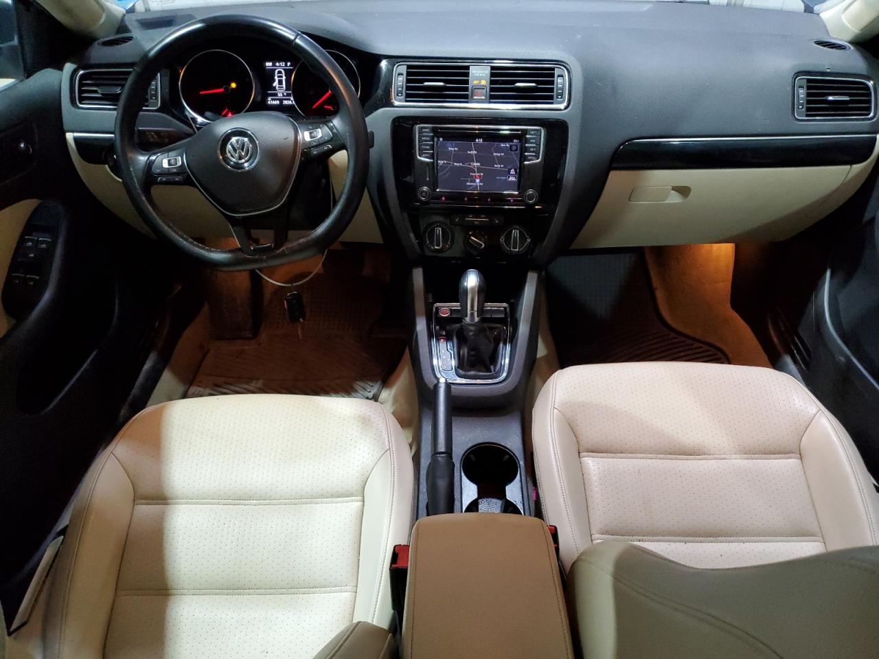2016 VOLKSWAGEN JETTA SEL photo 8