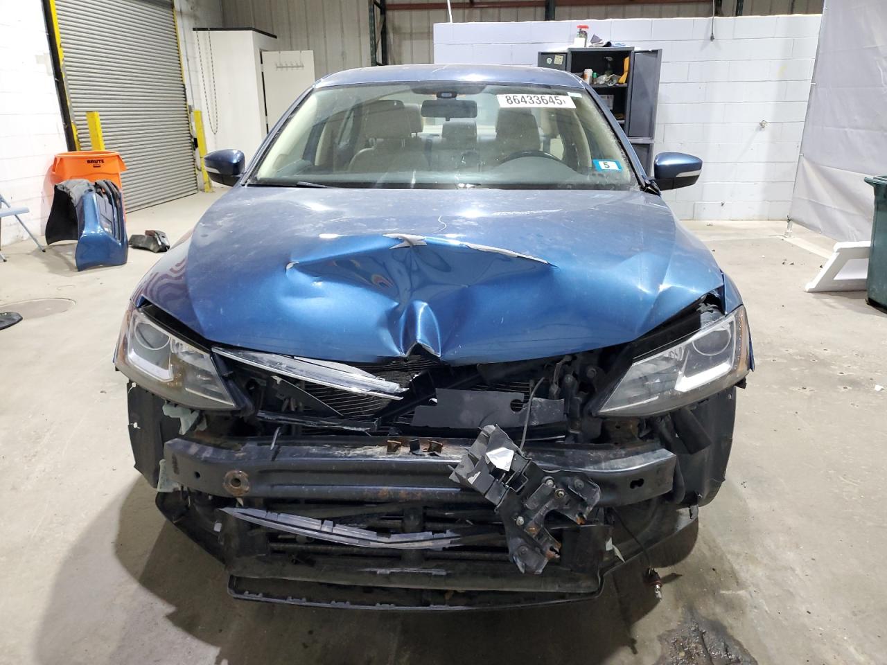 2016 VOLKSWAGEN JETTA SEL photo 5