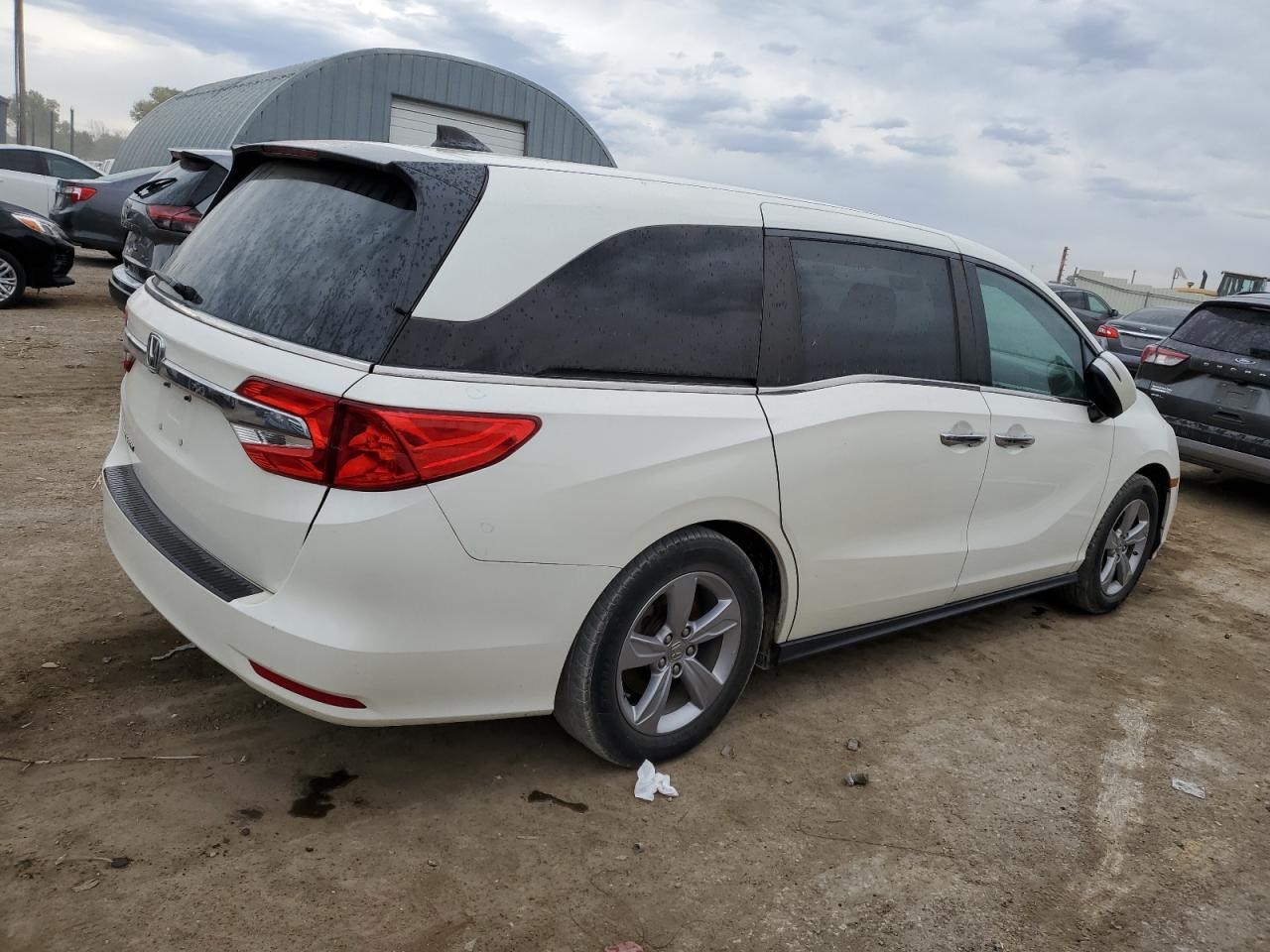 2019 HONDA ODYSSEY EXL photo 3