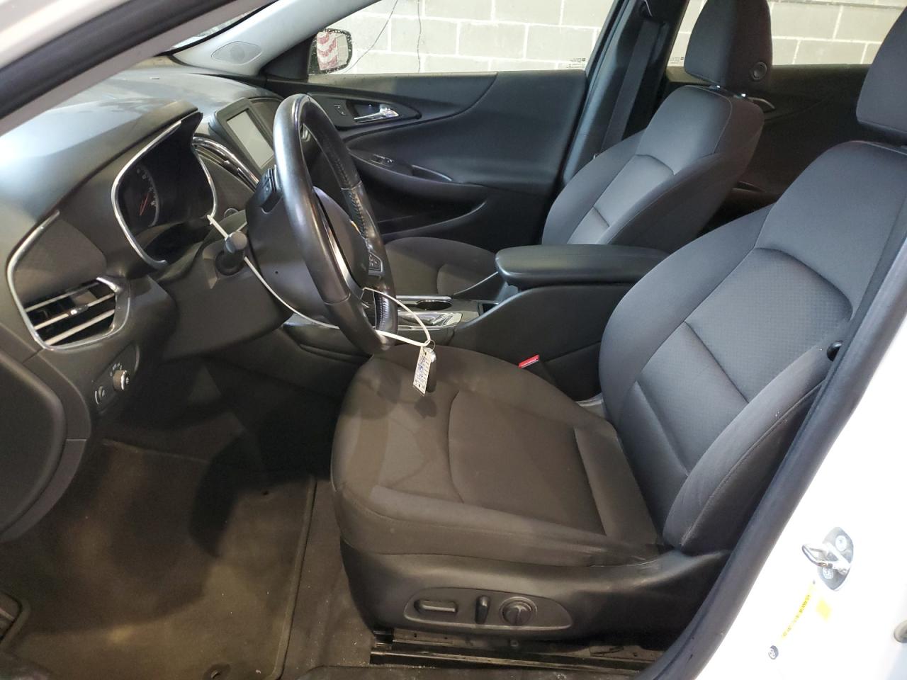 2018 CHEVROLET MALIBU LT photo 13