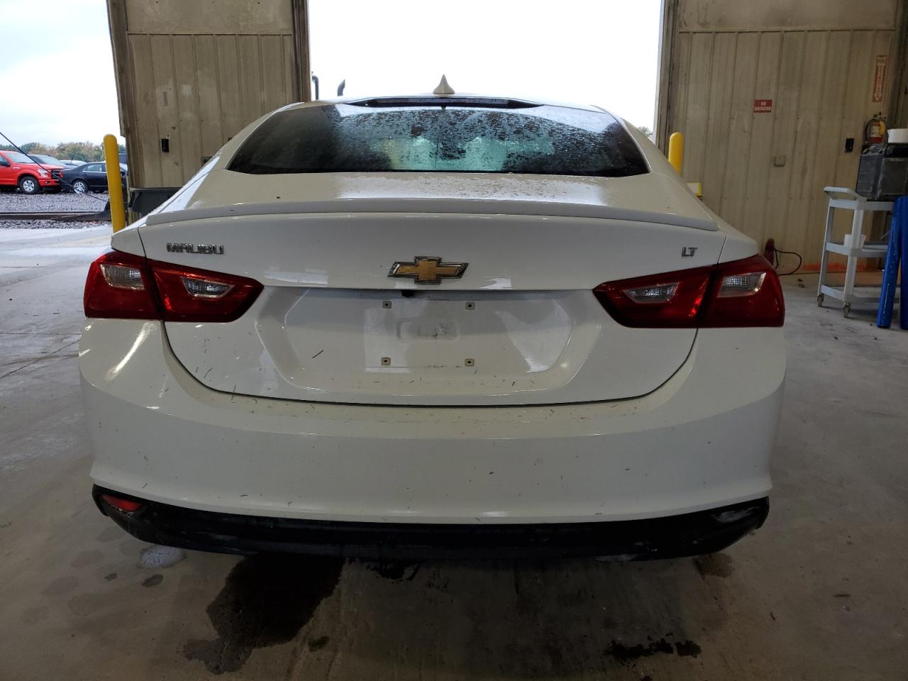2018 CHEVROLET MALIBU LT photo 11