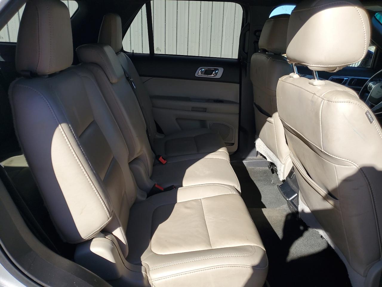 2015 FORD EXPLORER XLT photo 11