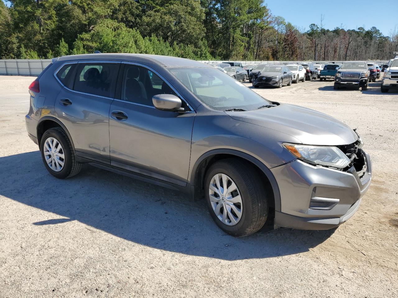 2019 NISSAN ROGUE photo 10