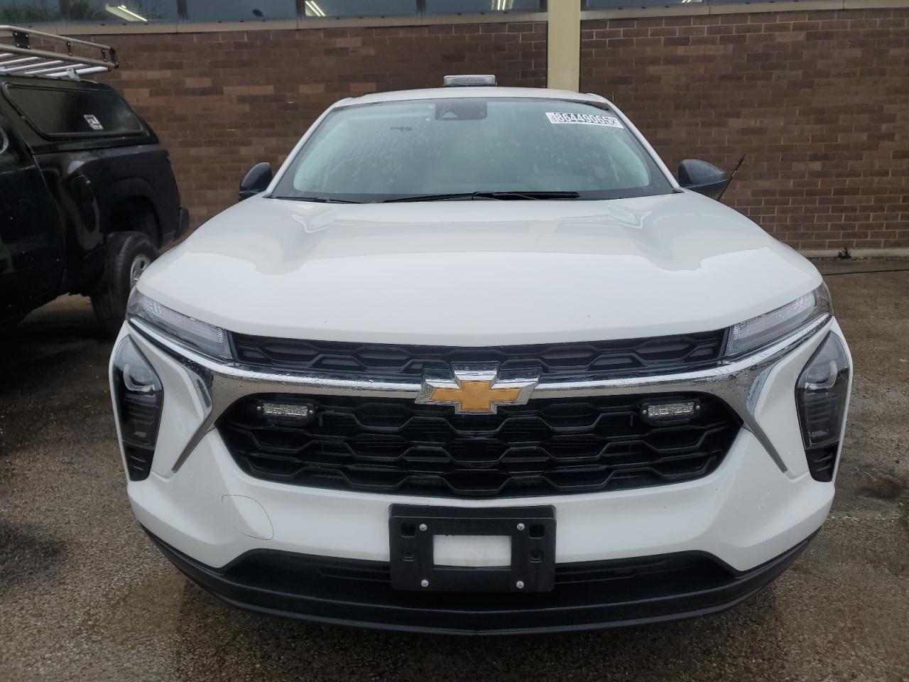 2025 CHEVROLET TRAX LS photo 13