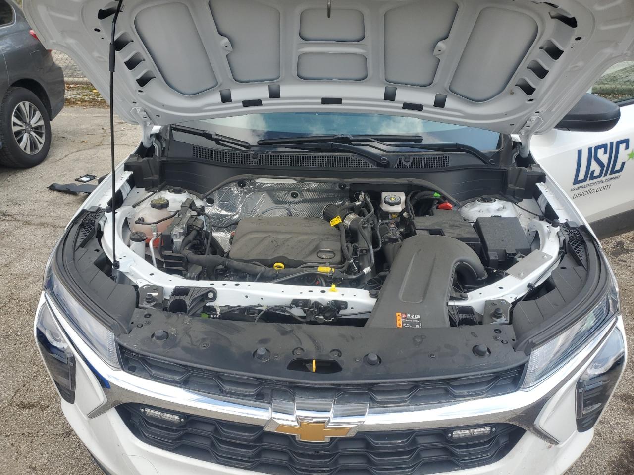 2025 CHEVROLET TRAX LS photo 31