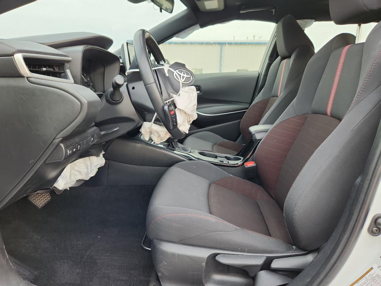 2023 TOYOTA COROLLA SE photo 13