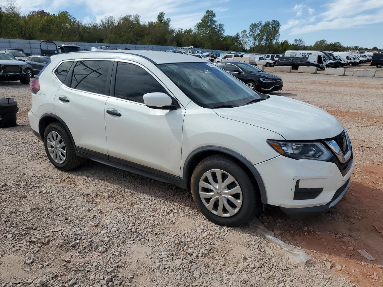 2020 NISSAN ROGUE S photo 7