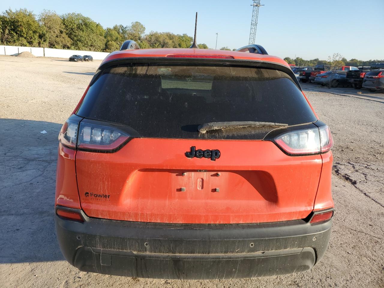 2021 JEEP CHEROKEE LATITUDE PLUS photo 16
