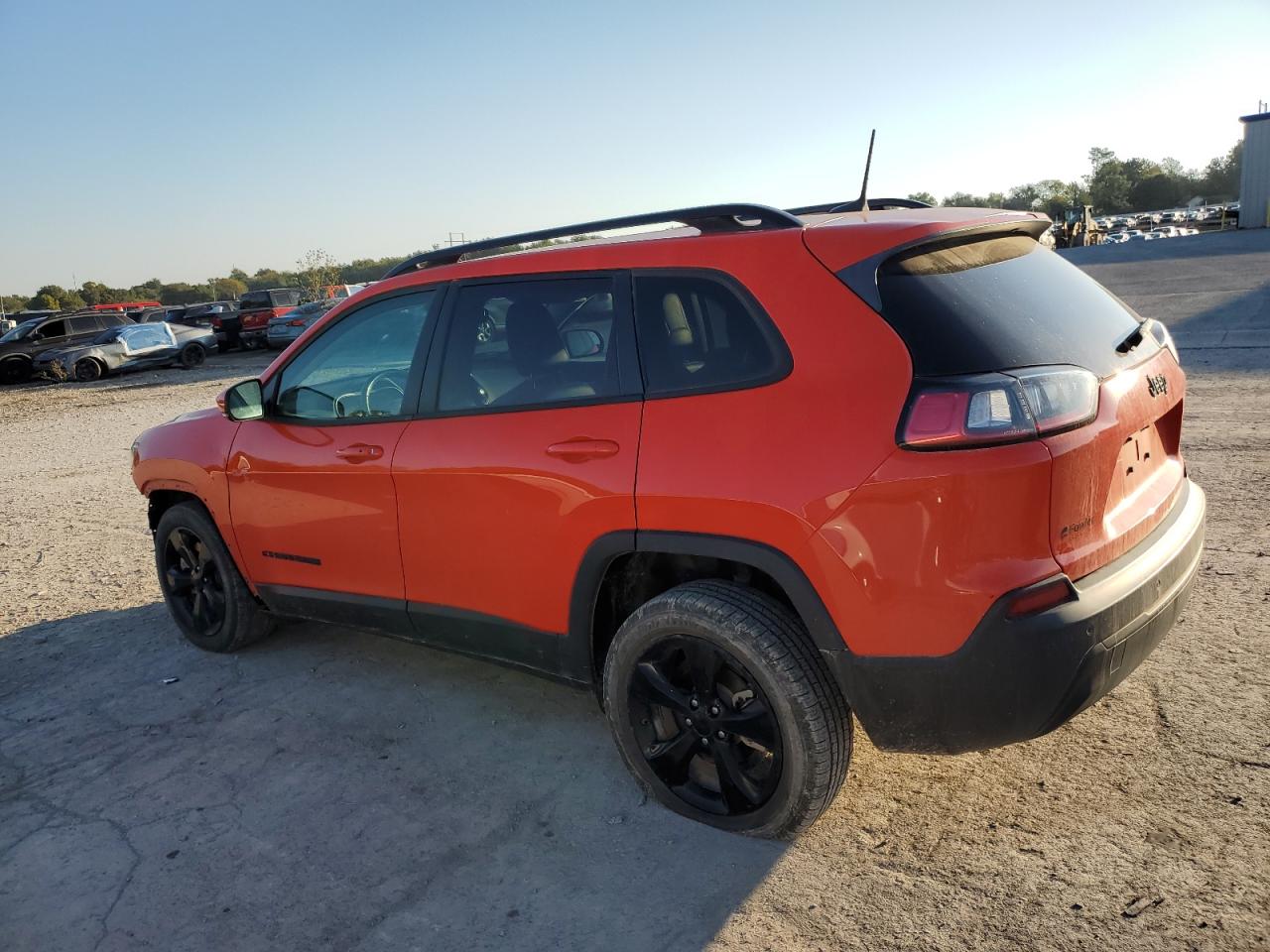 2021 JEEP CHEROKEE LATITUDE PLUS photo 4