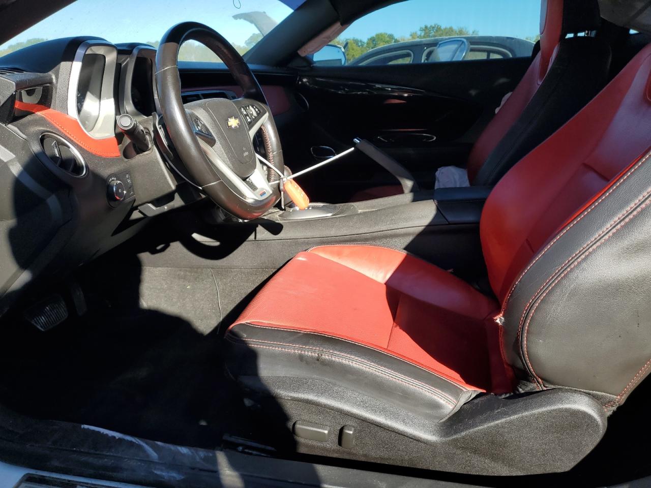2015 CHEVROLET CAMARO 2SS photo 13