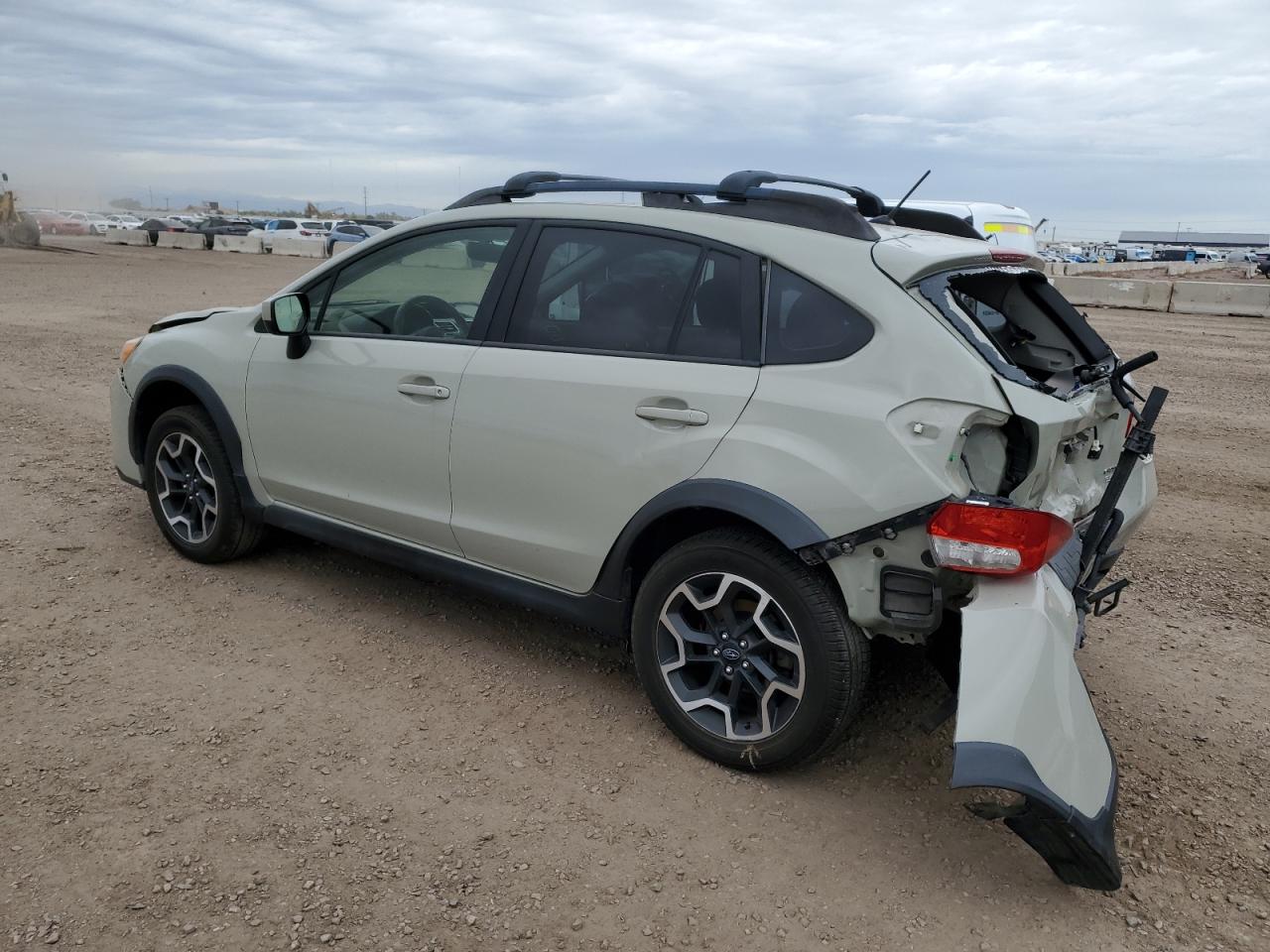 2017 SUBARU CROSSTREK PREMIUM photo 2