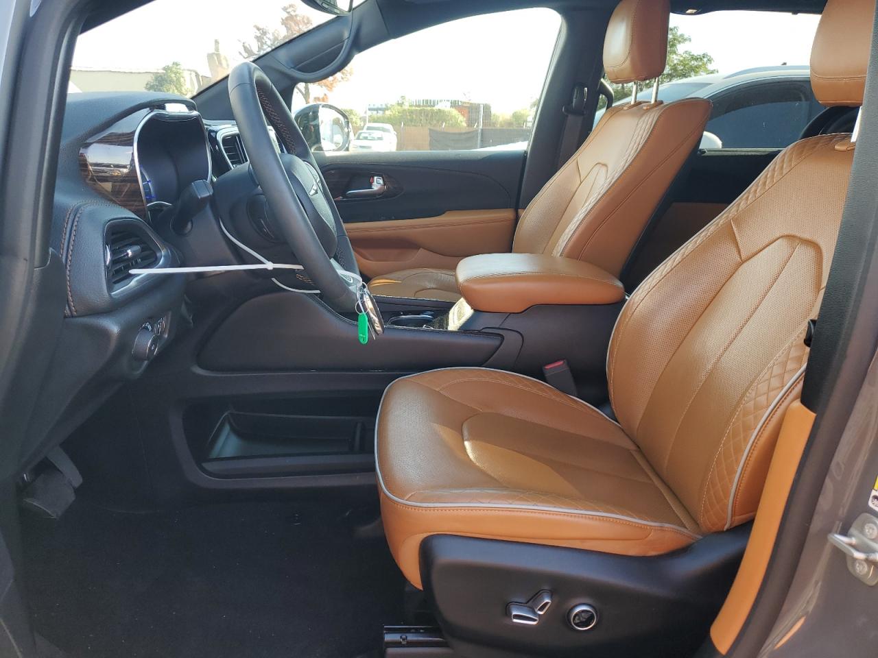 2023 CHRYSLER PACIFICA HYBRID PINNACLE photo 7