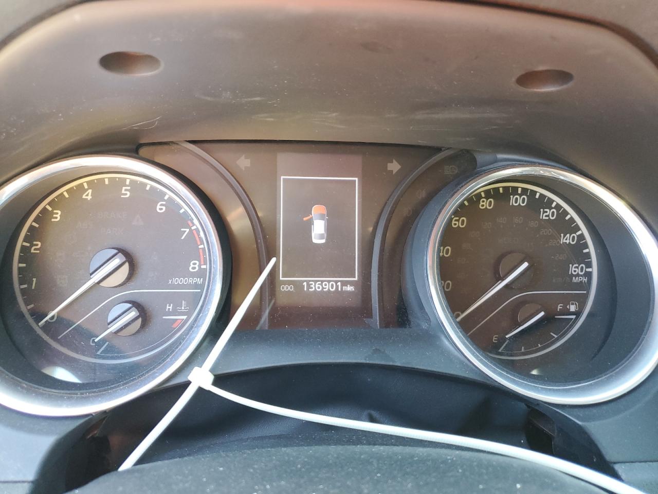 2020 TOYOTA CAMRY LE photo 17