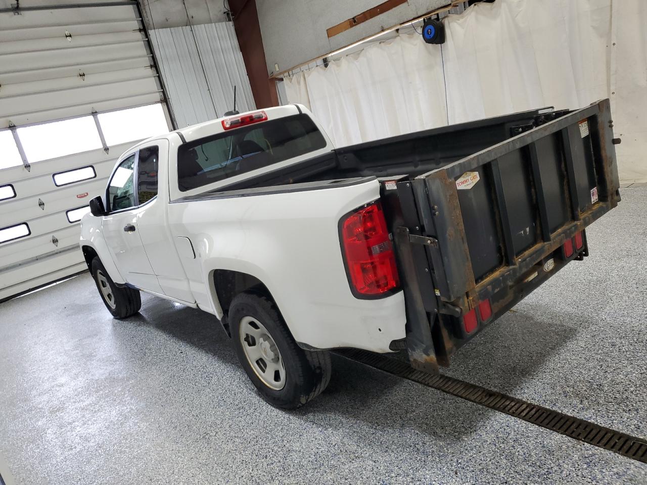 2022 CHEVROLET COLORADO photo 2