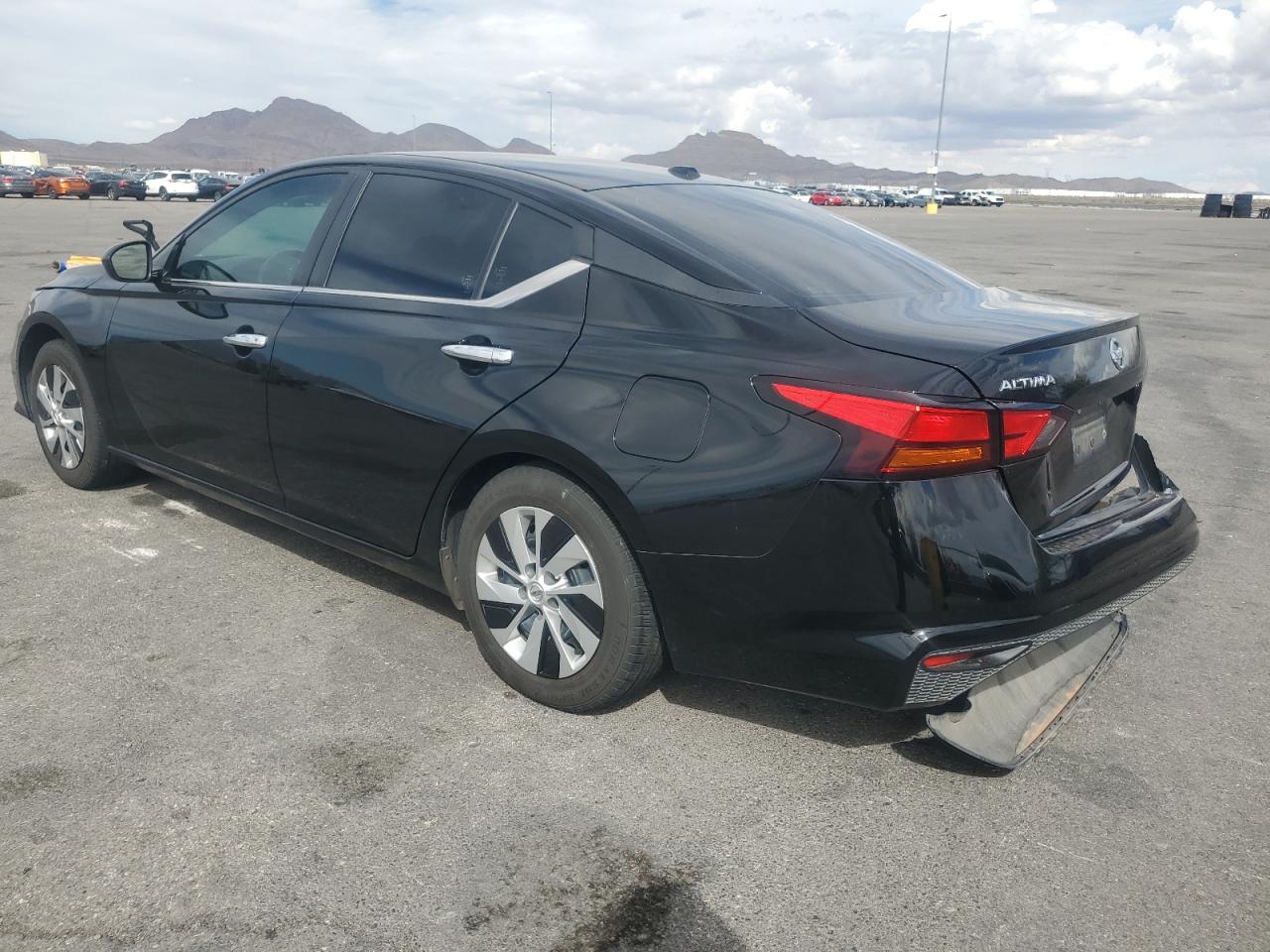 2019 NISSAN ALTIMA S photo 3