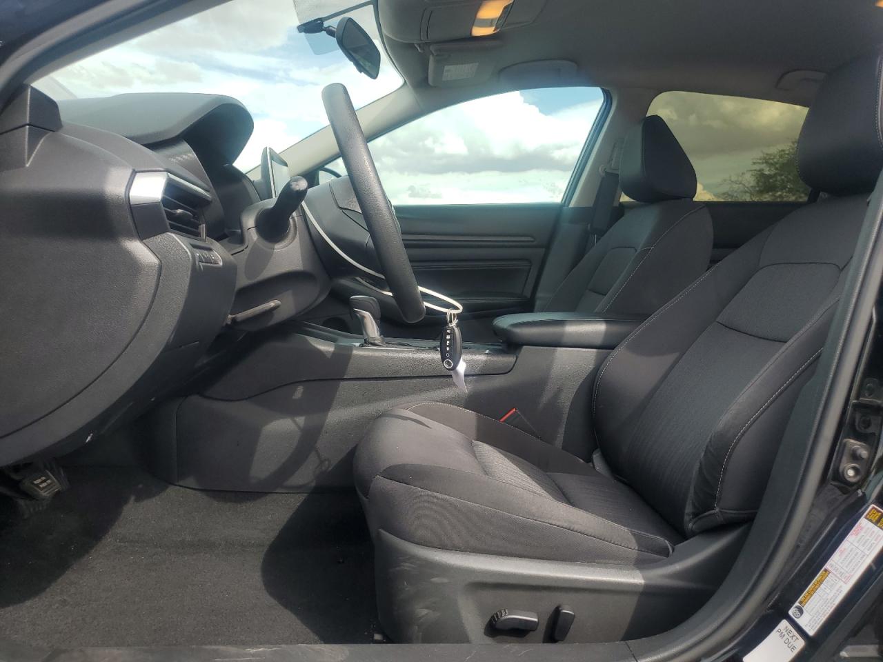 2019 NISSAN ALTIMA S photo 13