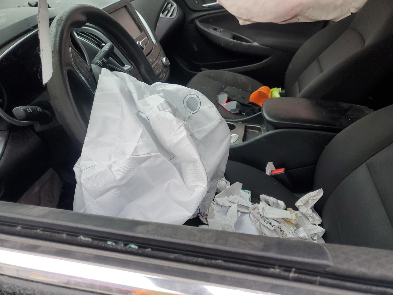 2018 CHEVROLET MALIBU LS photo 13