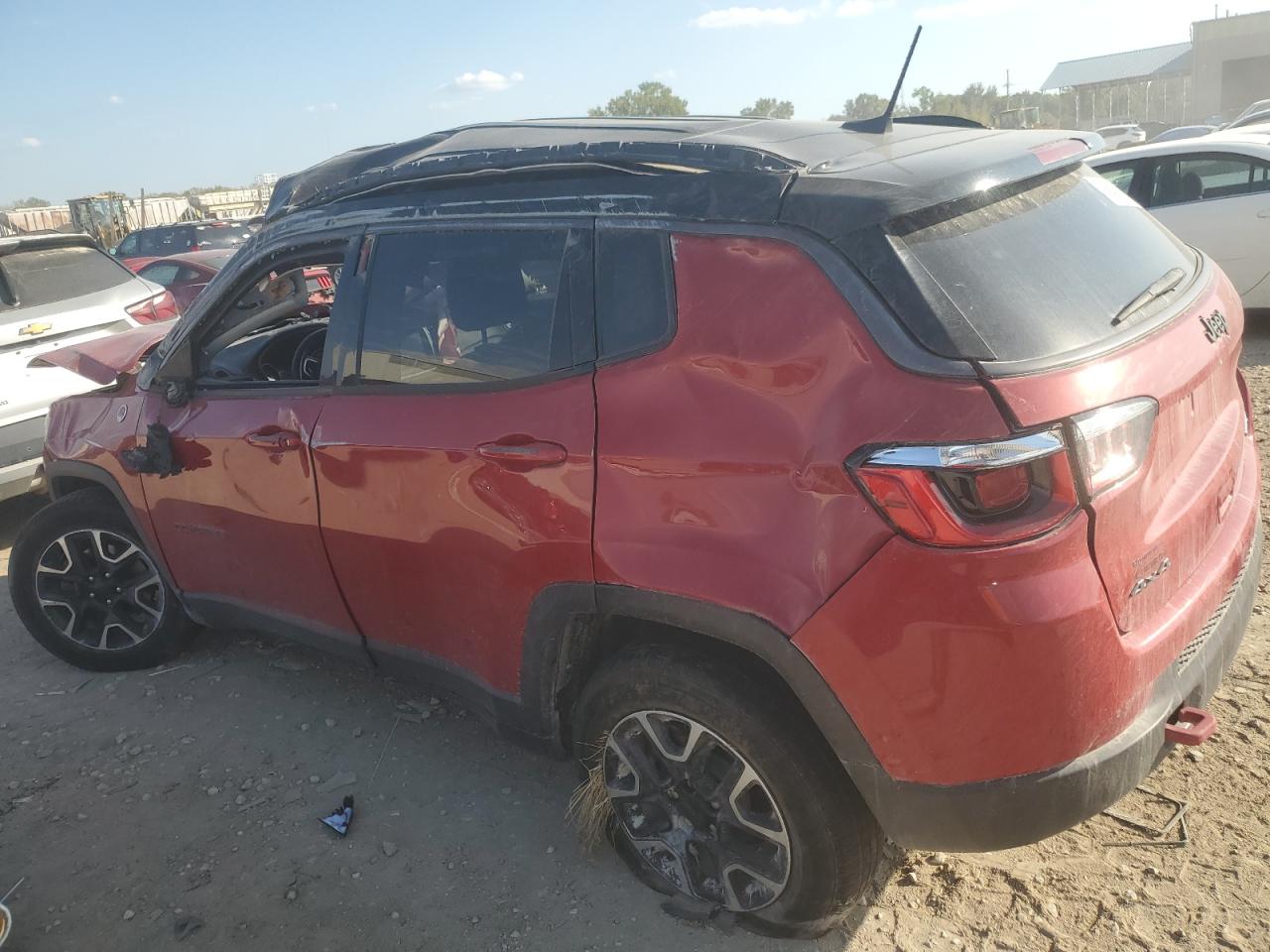 2019 JEEP COMPASS TRAILHAWK photo 3