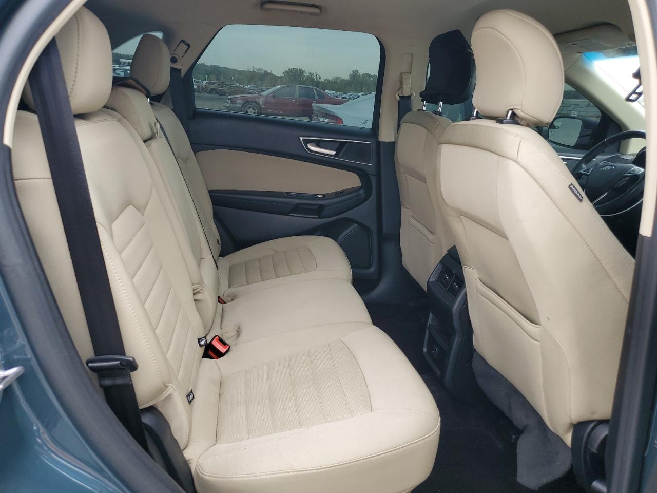 2016 FORD EDGE photo 19