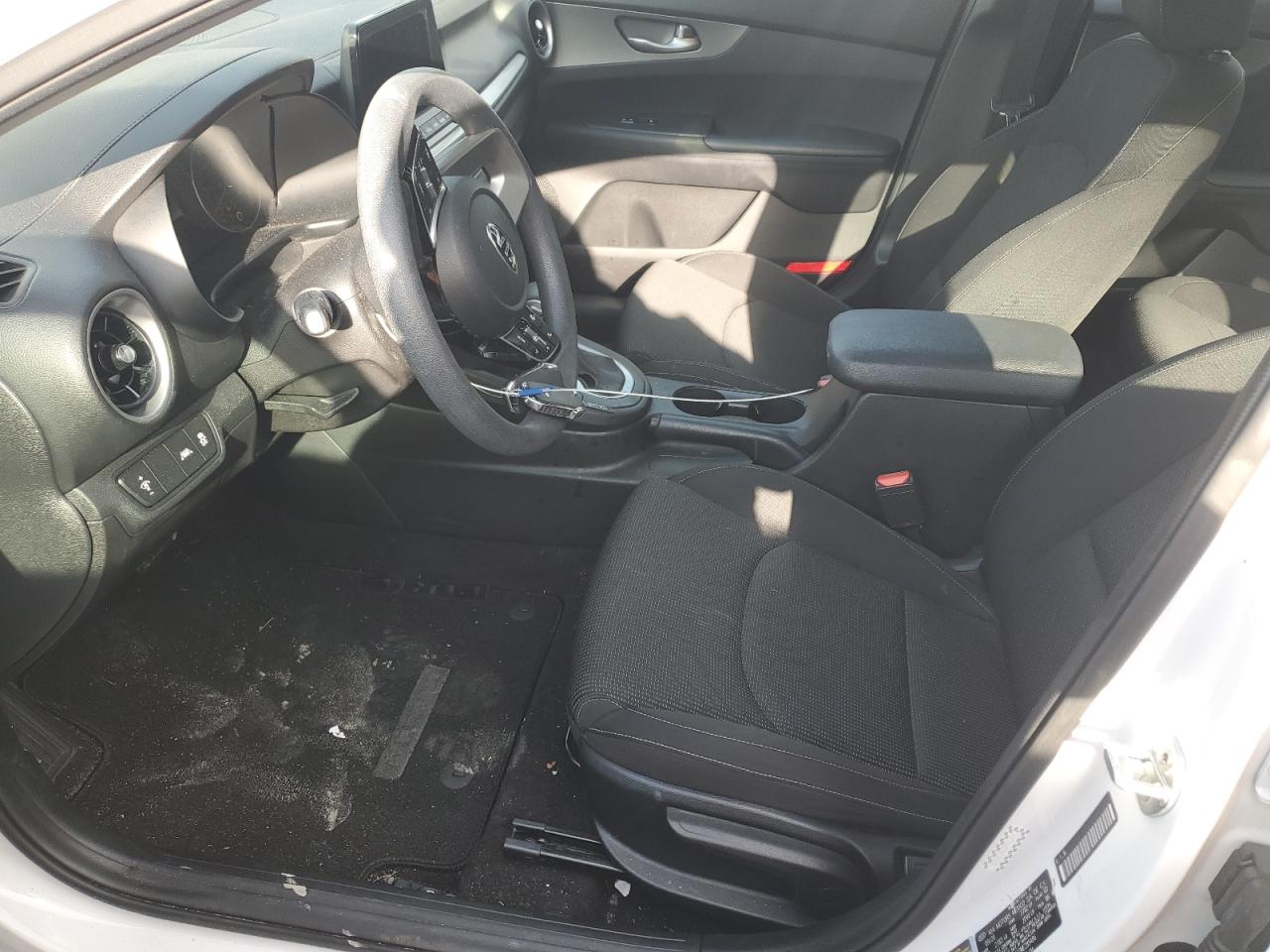 2021 KIA FORTE FE photo 13