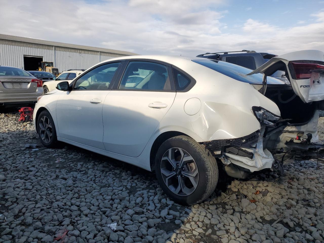2021 KIA FORTE FE photo 3