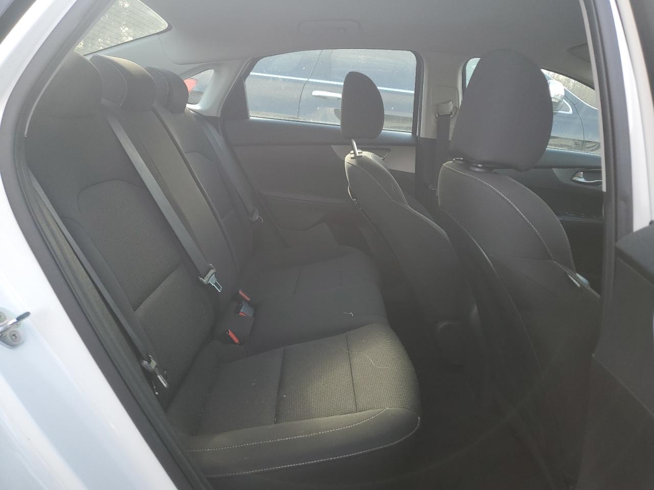 2021 KIA FORTE FE photo 19