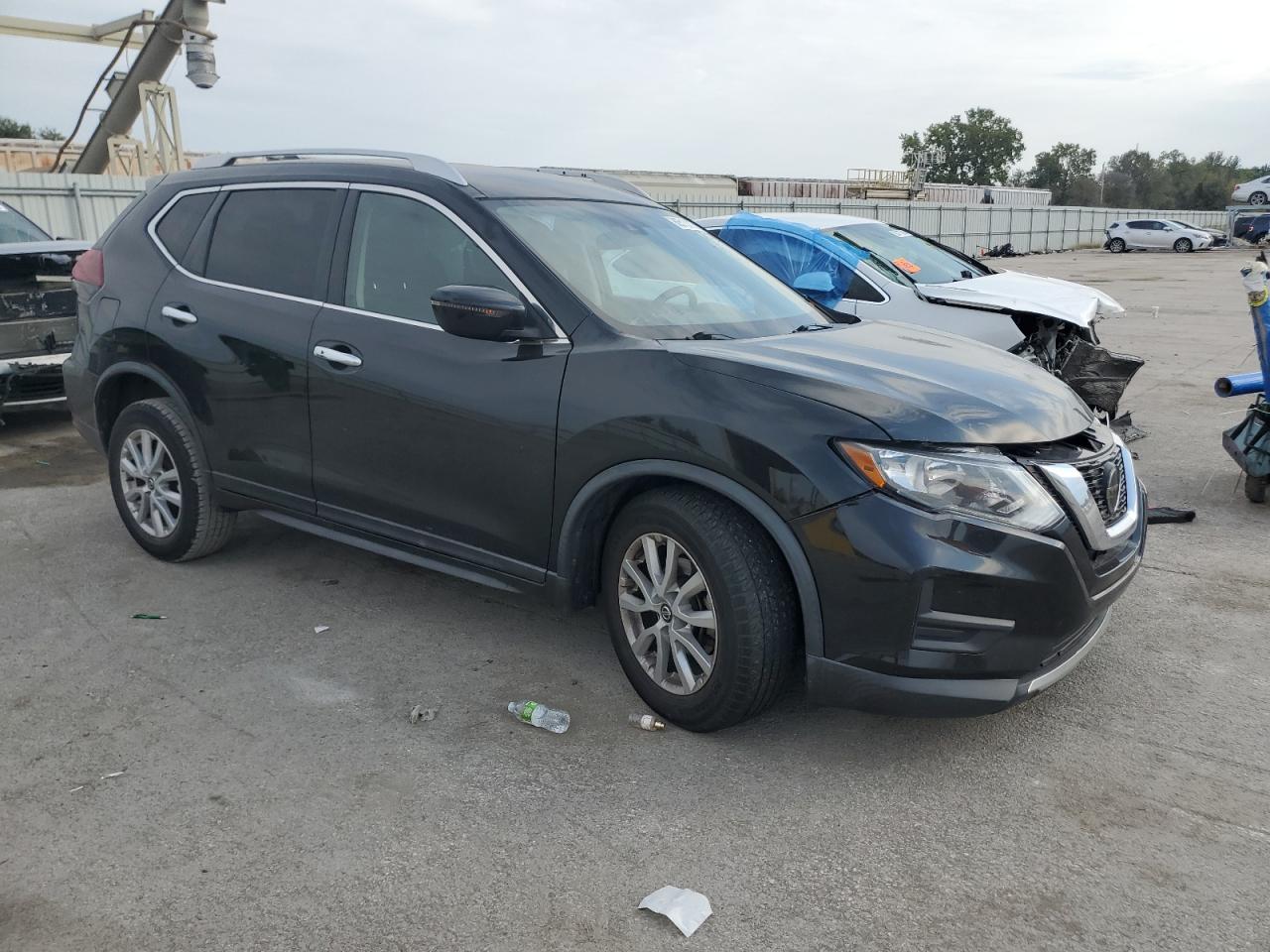 2020 NISSAN ROGUE S photo 4