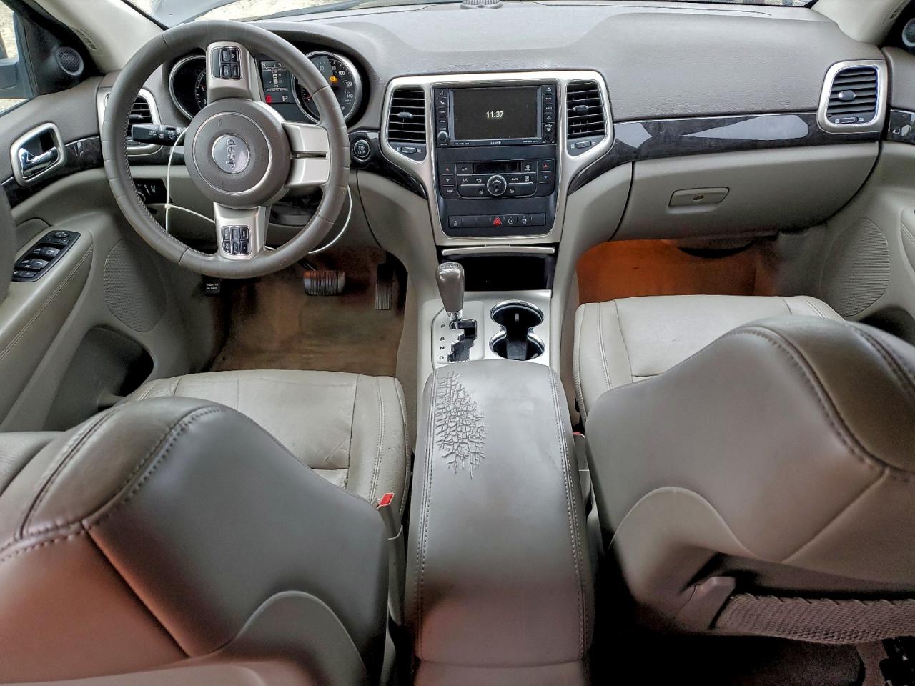2011 JEEP GRAND CHEROKEE LAREDO photo 8