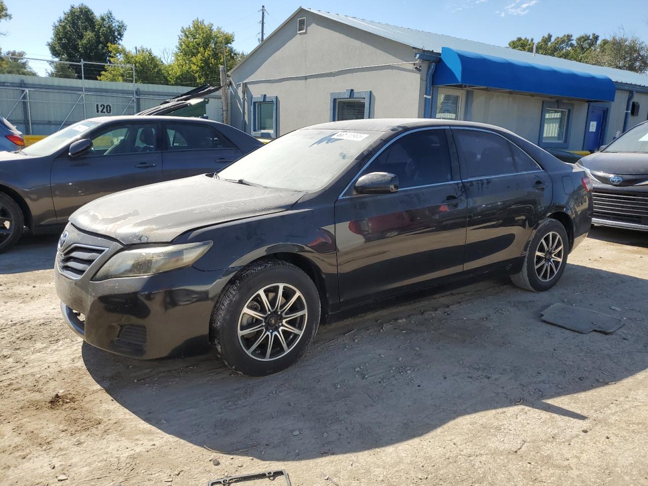 2011 TOYOTA CAMRY