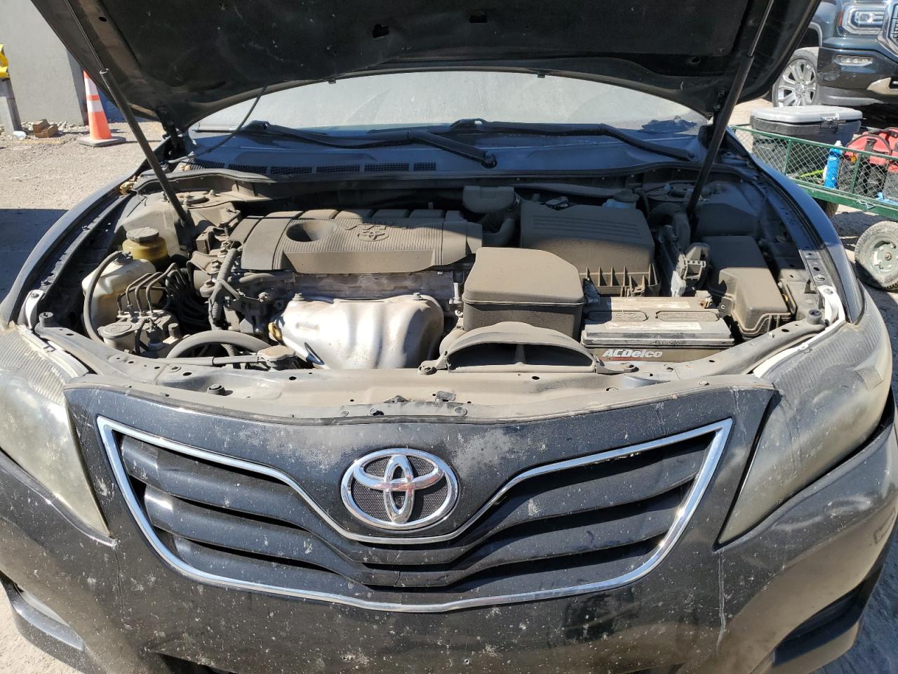 2011 TOYOTA CAMRY BASE photo 11